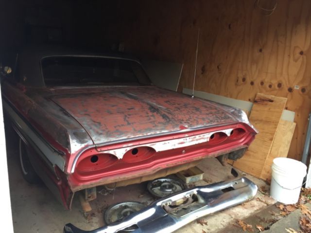 1962 Oldsmobile Starfire 2 door hardtop 1962 Oldsmobile Starfire
