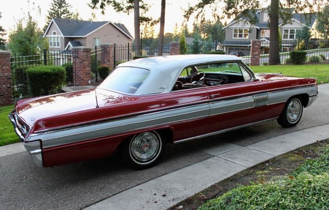 1962 Oldsmobile Starfire 2-door Hardtop - photo 6