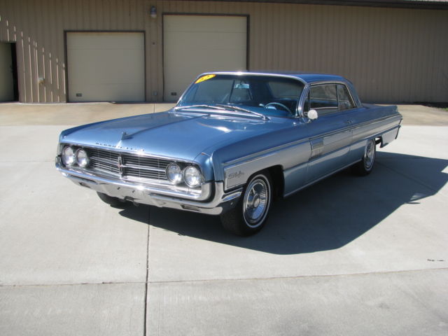 1962 Oldsmobile Starfire - photo 2