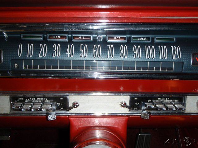 1962 Oldsmobile Starfire 2DR - photo 4