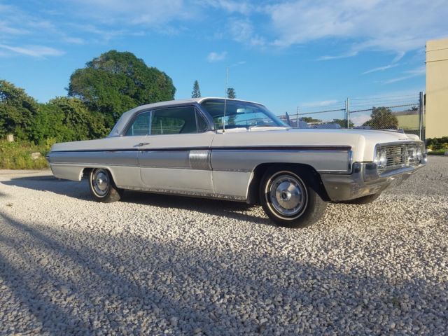 1962 Oldsmobile Starfire - photo 3