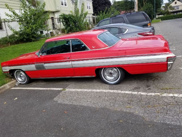 1962 Oldsmobile Starfire - photo 2