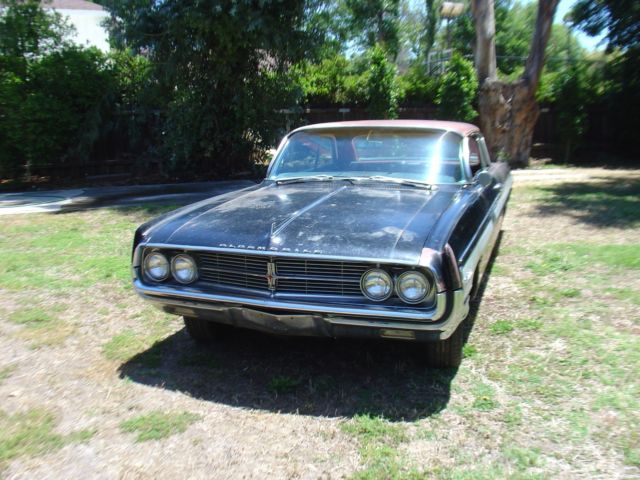 1962 Oldsmobile StarFire Star fire Coupe garage find 1963 1964 1962 Oldsmobile Starfire Starfire