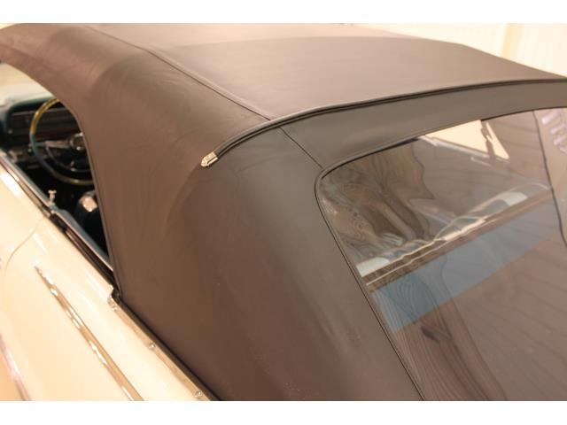 1962 Pontiac Bonneville Convertible -- - photo 4