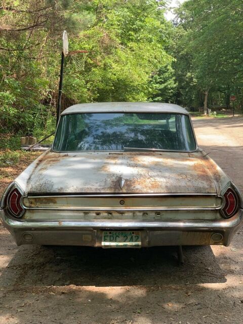 1962 Pontiac Catalina for parts engine still runs 1962 Pontiac Catalina crome