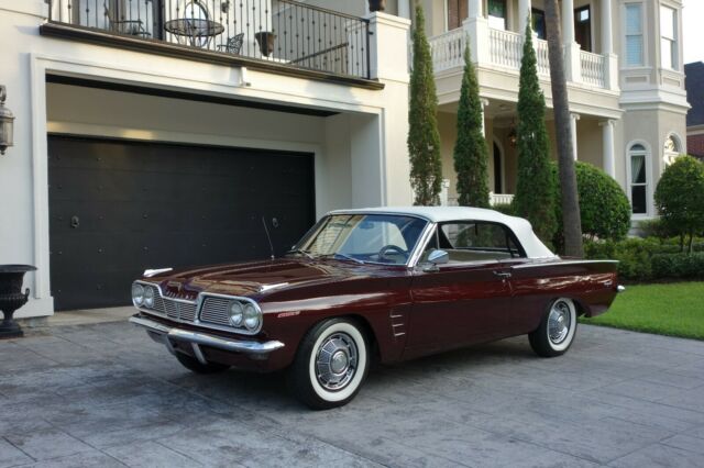 1962 Pontiac Tempest LeMans Convertible, 4 cylinder engine, auto transmission 1962 Pontiac Tempest LeMans