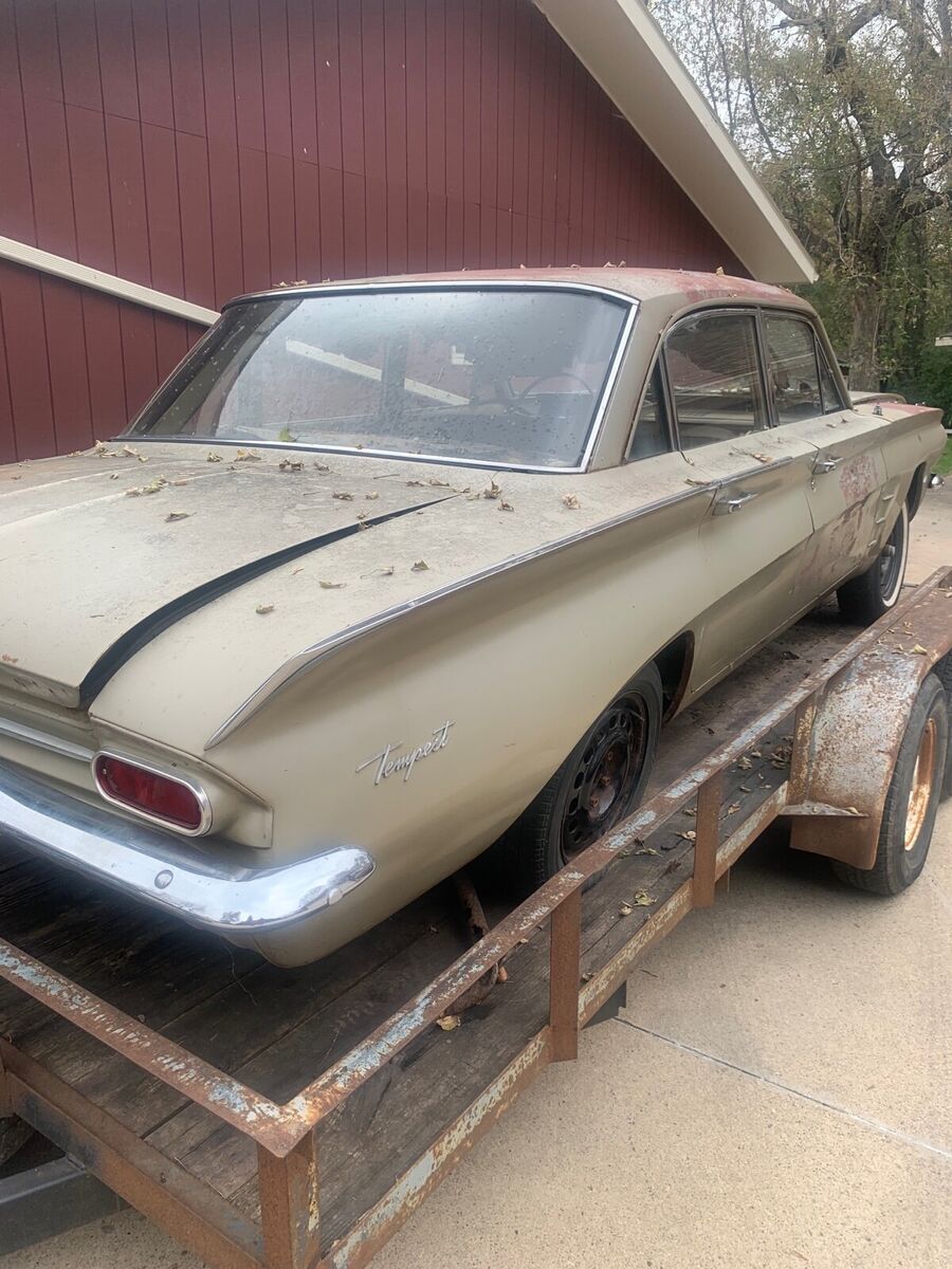 1962 Pontiac Tempest 4door - photo 4