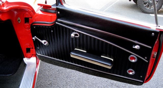 1962 Chevrolet Corvette Fuel-Injection Roadster - photo 12