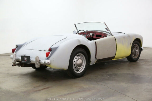 1962 MG A Roadster - photo 4