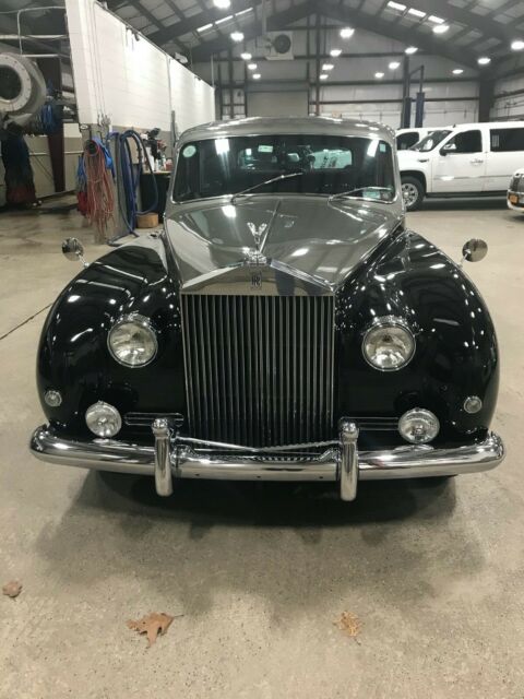 1962 Rolls-Royce Phantom - photo 2