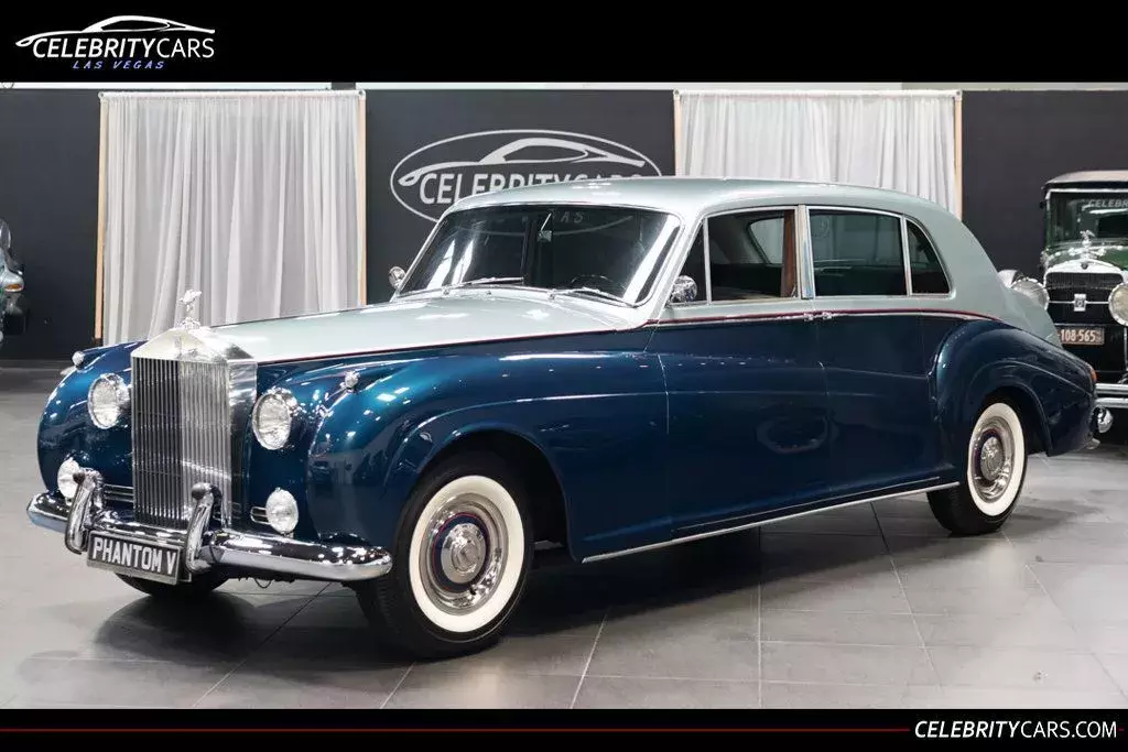 1962 Rolls-Royce Phantom V Limousine by James Young - Mink Silver / Seychelles 1962 Rolls-Royce Phantom V Phantom V Limousine by James Young