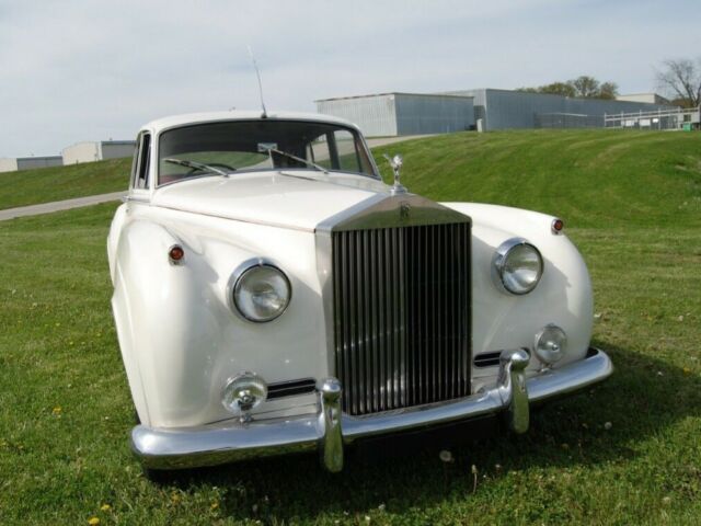 1962 Rolls-Royce Silver clouds 2 Sedan - photo 2