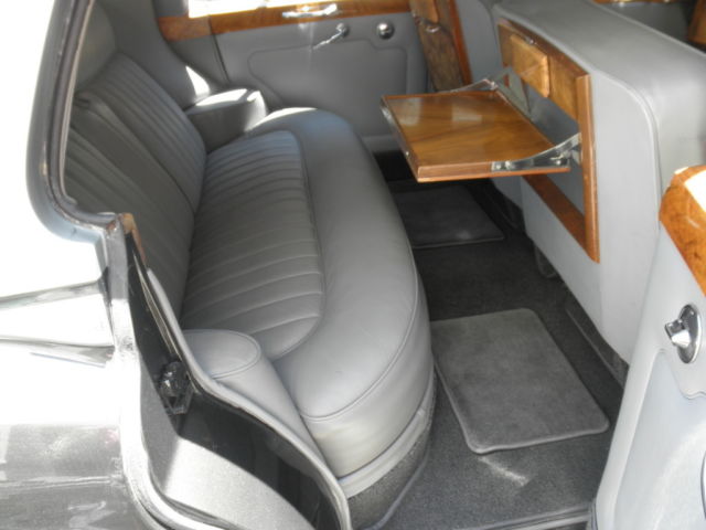 1962 Rolls-Royce Sedan - photo 7