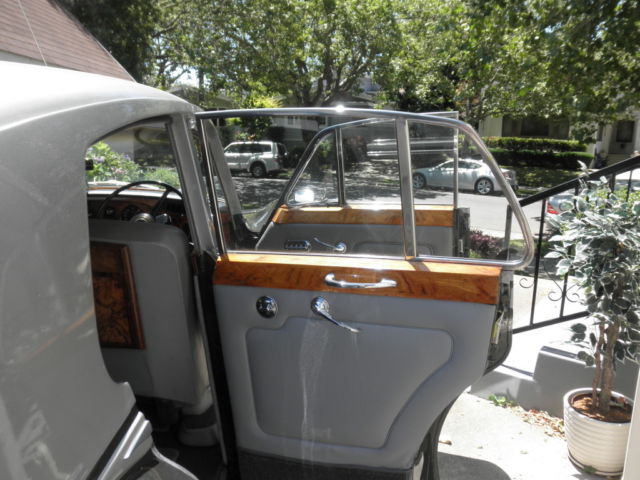 1962 Rolls-Royce Sedan - photo 9