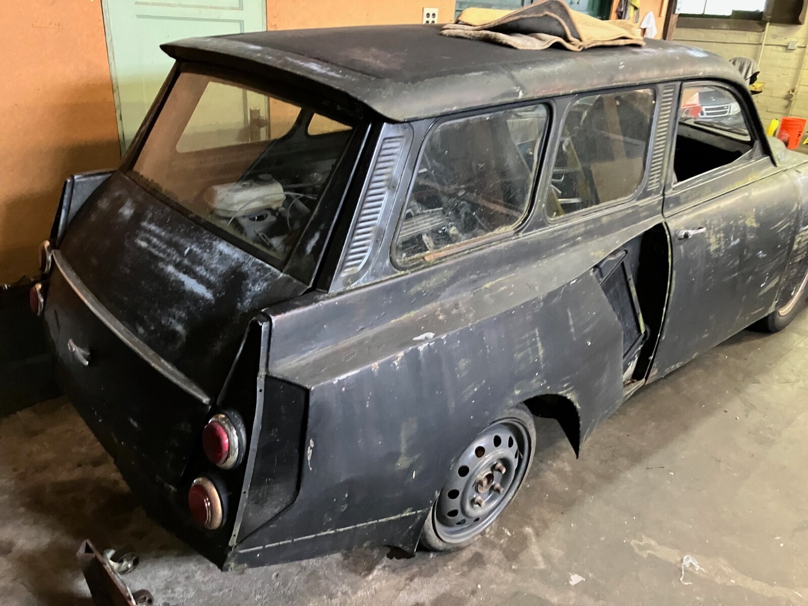 1962 Saab 95 Wagon Rear Wheel Drive - photo 2