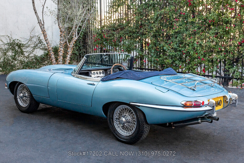 1962 Jaguar XK Series I Flat Floor Roadster Right-Hand-Drive - photo 10