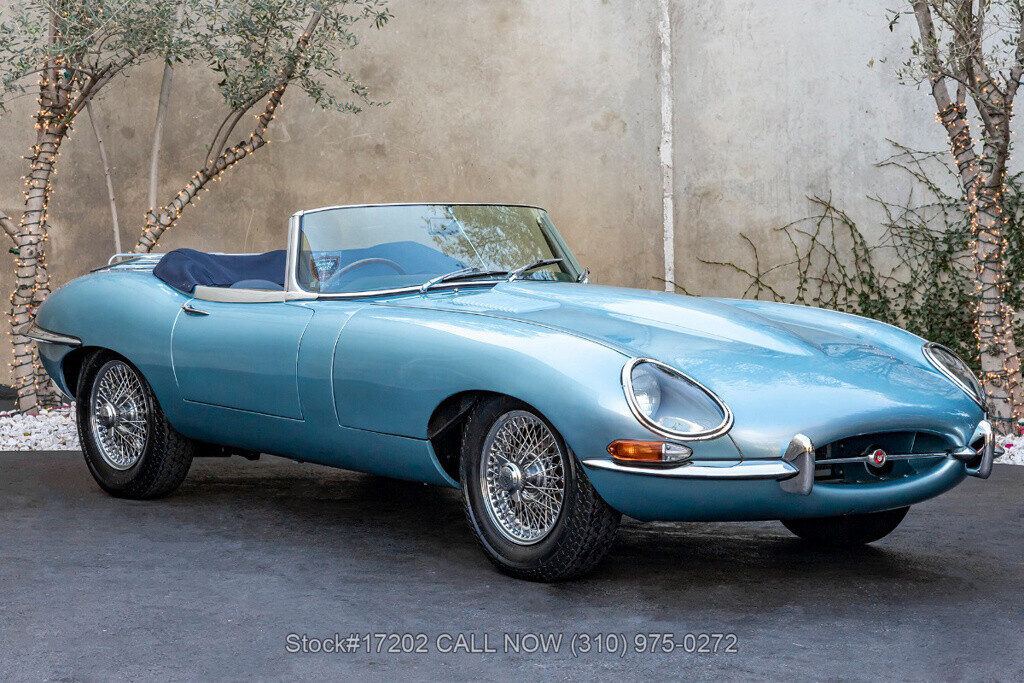 1962 Jaguar XK Series I Flat Floor Roadster Right-Hand-Drive - photo 13