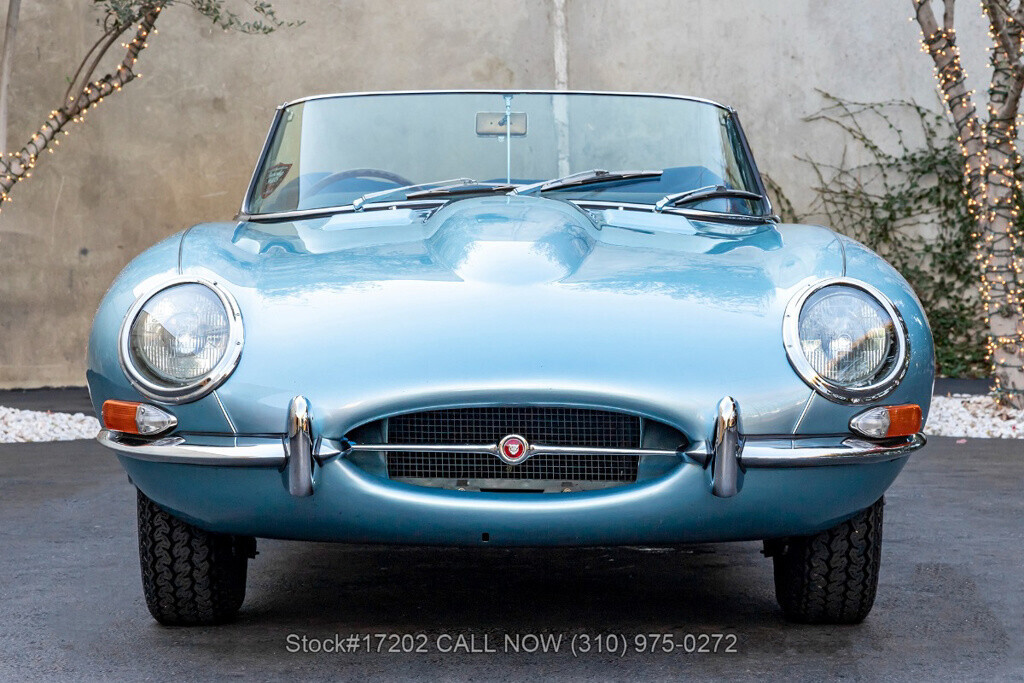 1962 Jaguar XK Series I Flat Floor Roadster Right-Hand-Drive - photo 3