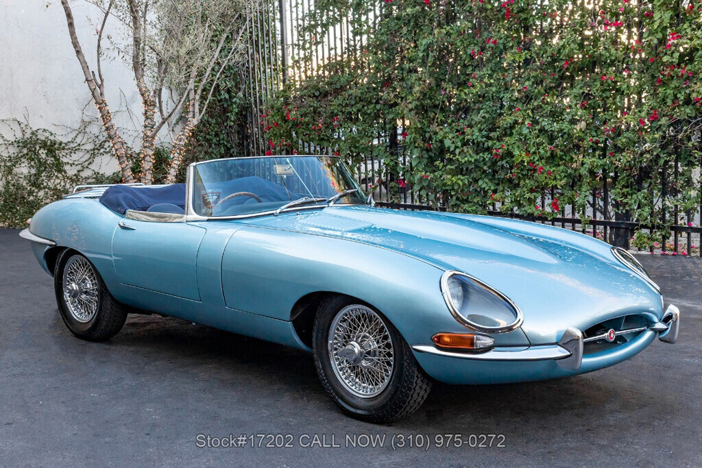 1962 Jaguar XK Series I Flat Floor Roadster Right-Hand-Drive - photo 4
