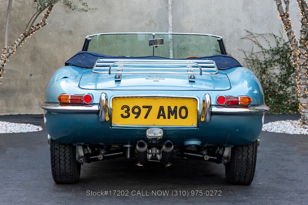 1962 Jaguar XK Series I Flat Floor Roadster Right-Hand-Drive - photo 9