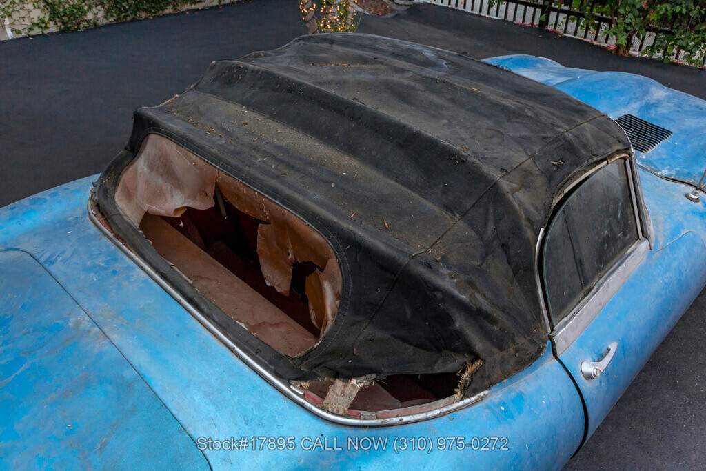 1962 Jaguar XK Series I Flat Floor Roadster With a Louvered Bonne - photo 12
