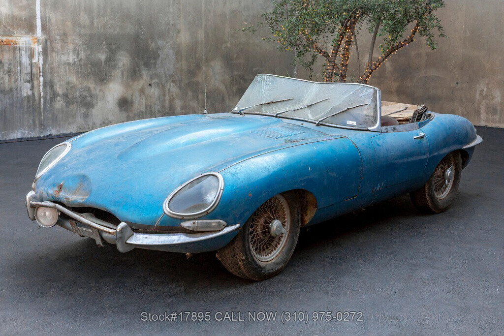 1962 Jaguar XK Series I Flat Floor Roadster With a Louvered Bonne - photo 8