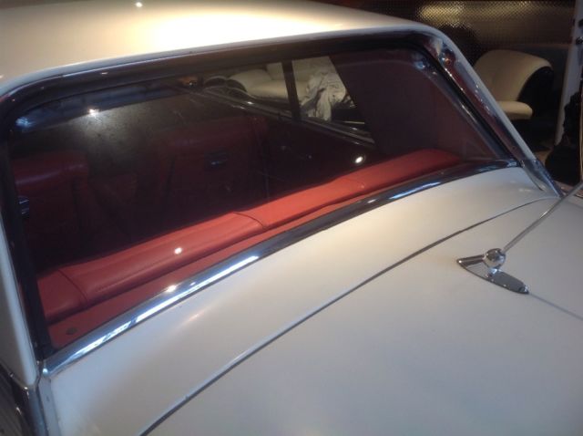1962 Studebaker Gran Turismo Golden Hawk - photo 3