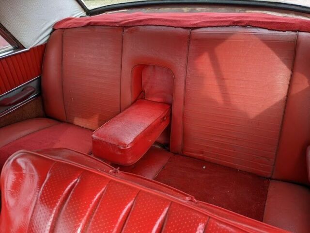 1962 Studebaker Grand Turismo - photo 11