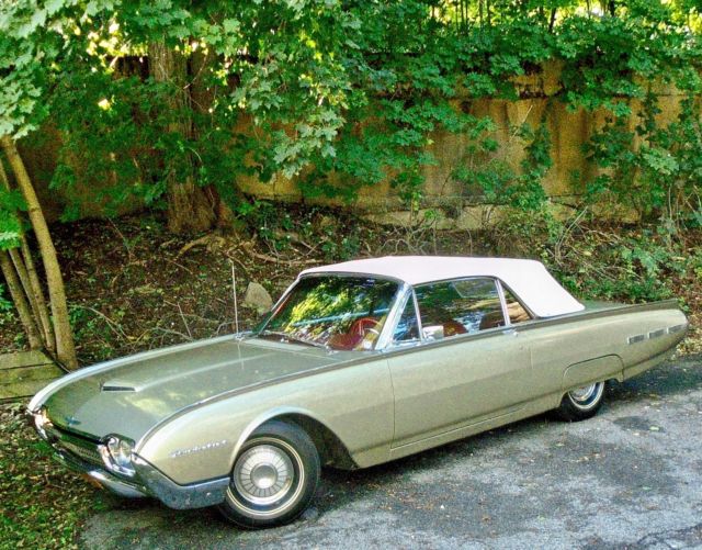 1962 Ford Thunderbird Red Leather - photo 2