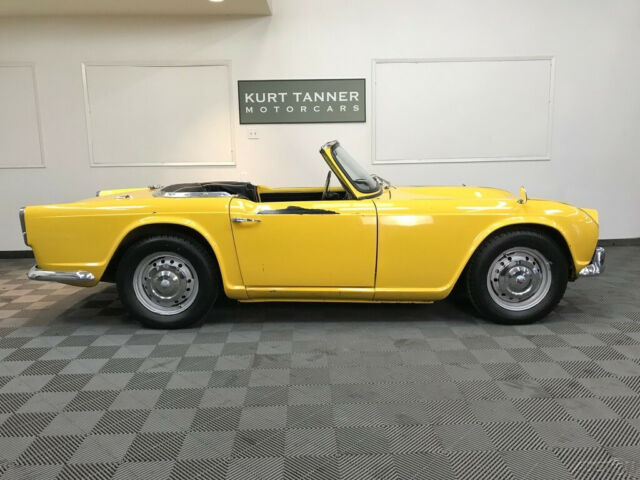 1962 Triumph TR-4 1962 TRIUMPH TR-4 ROADSTER. ORIGINALLY BLACK/BLACK ! 75,825 MI - photo 3