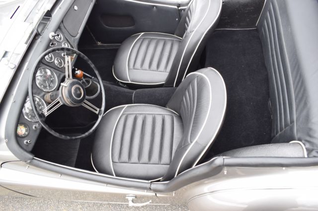 1962 Triumph TR3 - photo 9