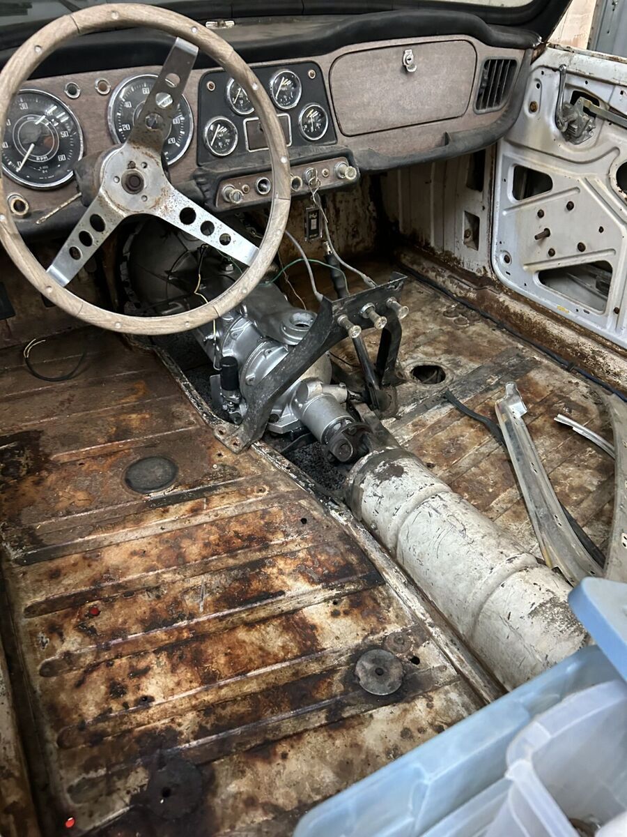 1962 Triumph TR4 - photo 4