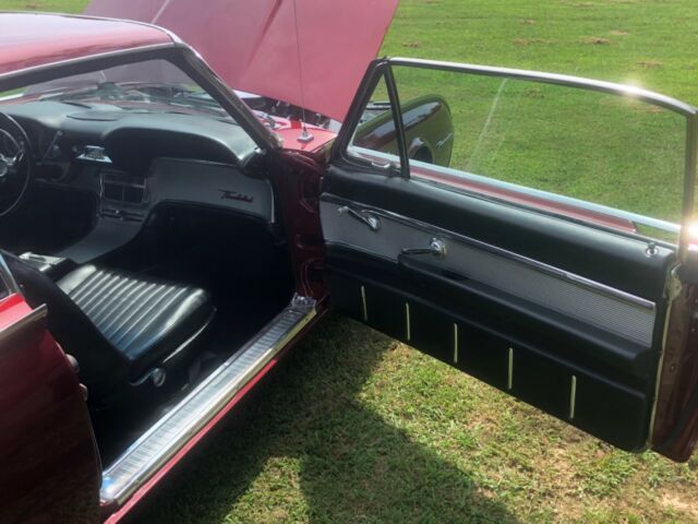 1962 Ford Thunderbird 2-door Hardtop - photo 13