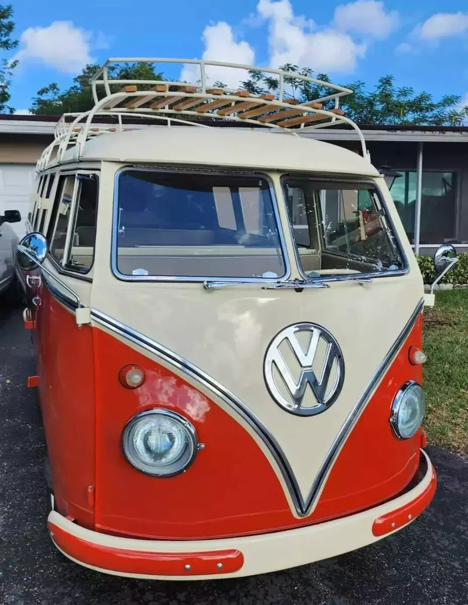 1962 VOLKSWAGEN BUS DELUXE TYPE 2 1962 Volkswagen Bus/Vanagon