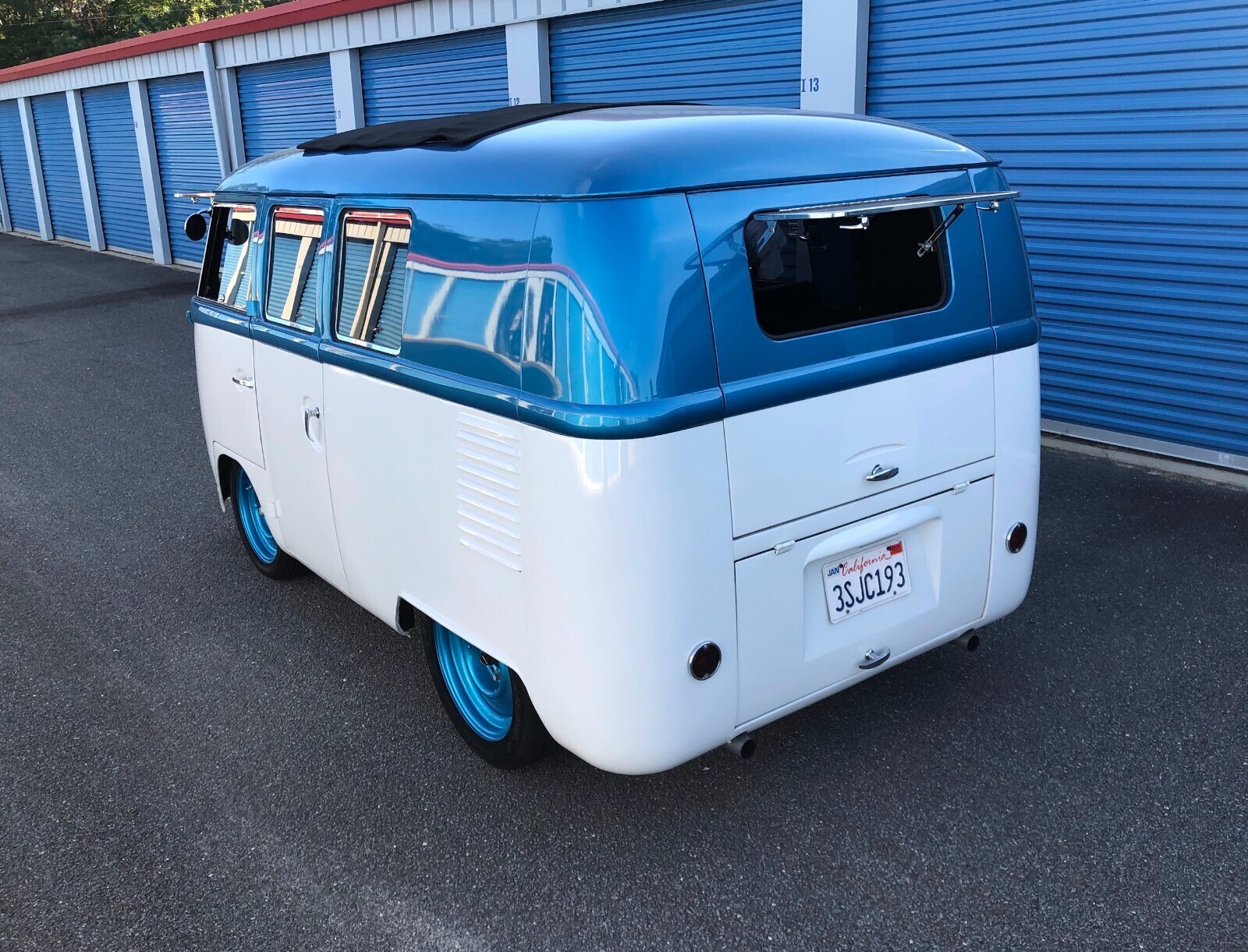1962 Volkswagen Bus/Vanagon - photo 2