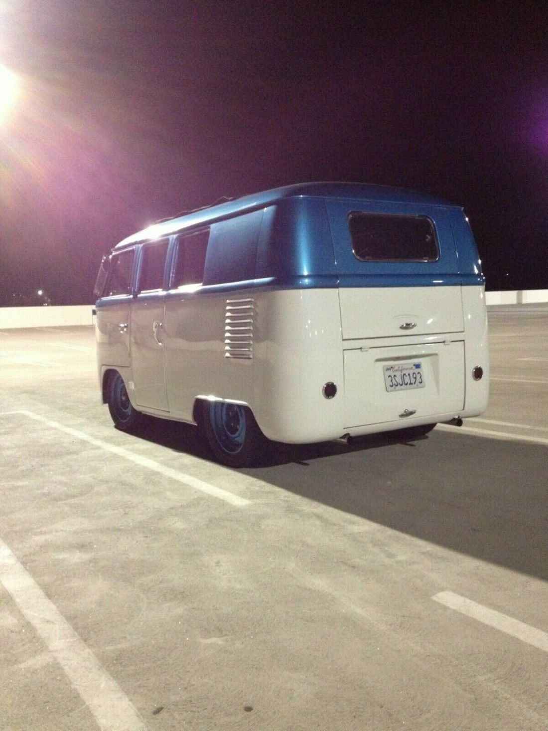 1962 Volkswagen Bus/Vanagon - photo 2