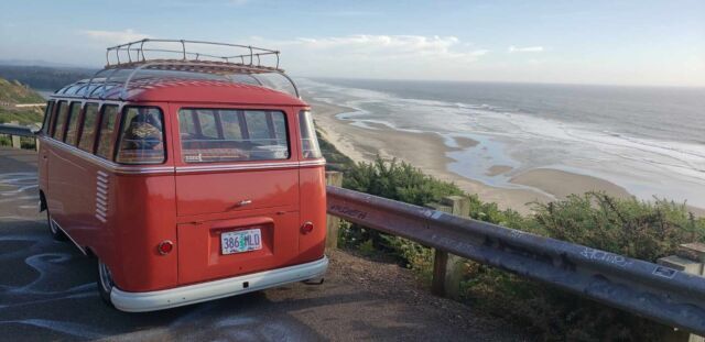 1962 Volkswagen Deluxe Bus 23 Window Samba 1962 Volkswagen Bus/Vanagon 1962 VOLKSWAGEN BUS/VANAGON 23 WINDOW
