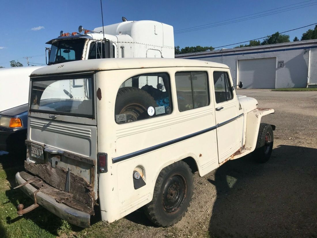 1962 Willys Jeep Wagon - photo 2