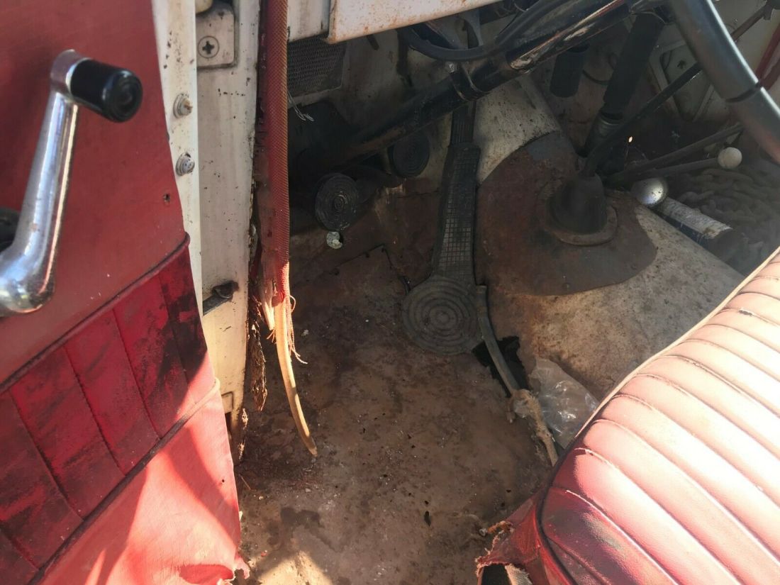 1962 Willys Jeep Wagon - photo 9