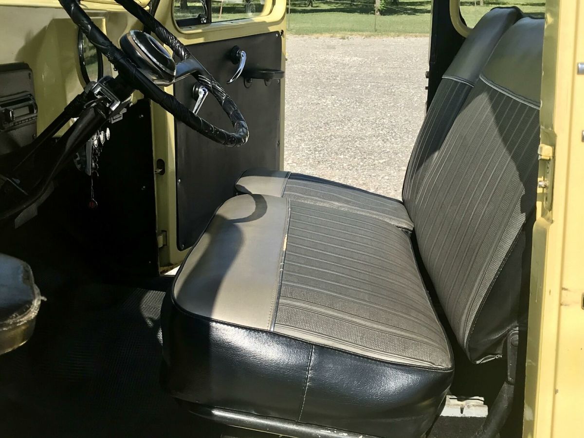1962 Willys Station Wagon 4 Cylinder / 3 Speed Manual - photo 11