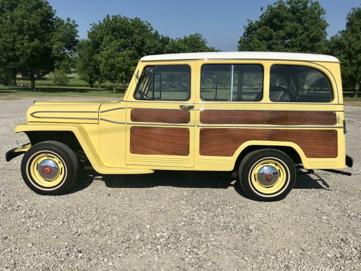 1962 Willys Station Wagon 4 Cylinder / 3 Speed Manual - photo 2