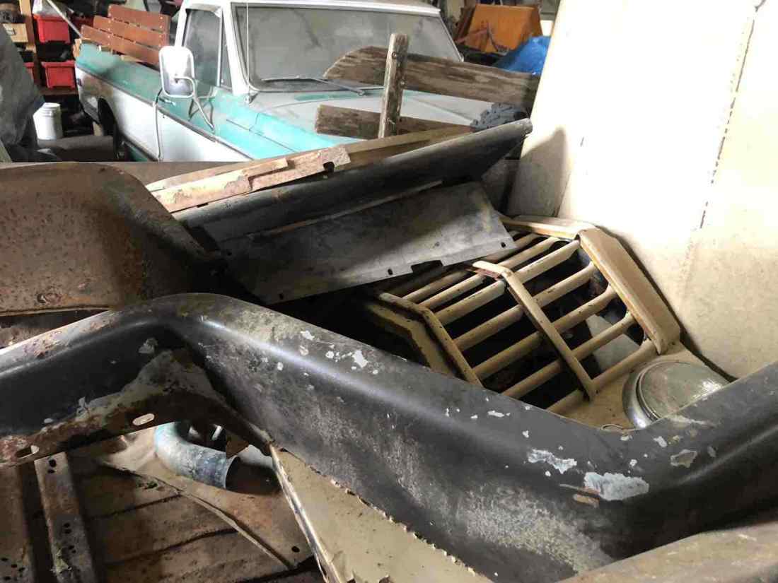 1962 Willys truck - photo 7