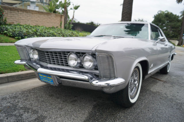 1963 Buick Riviera RARE SILVER CLOUD WITH SILVER INTERIOR! - photo 4