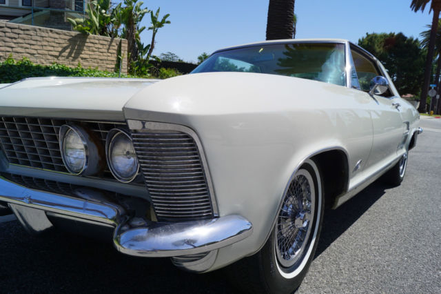 1963 Buick Riviera RARE EARLY MODEL WITH SLICK DASH & FACTORY AC - photo 4