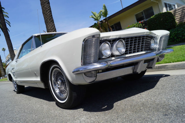 1963 Buick Riviera RARE EARLY MODEL WITH SLICK DASH & FACTORY AC - photo 6