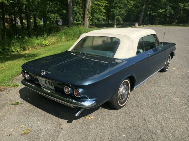1963 Chevrolet Corvair Spyder - photo 3