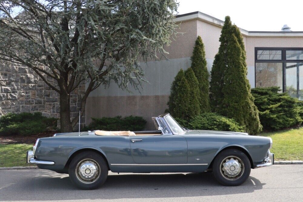 1963 Alfa Romeo 2600 - photo 3