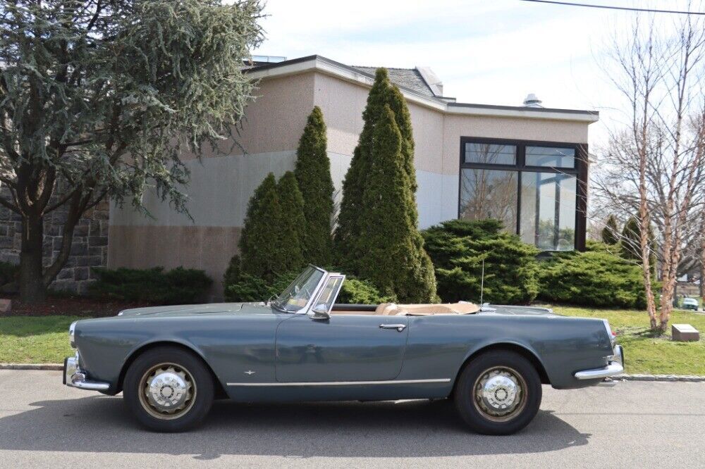 1963 Alfa Romeo 2600 - photo 4