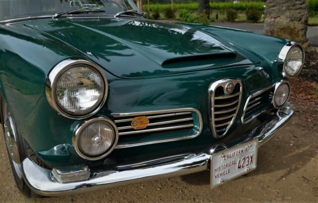 1963 Alfa Romeo 2600 SPIDER HAND BUILT - 1 of 2,225 - photo 8