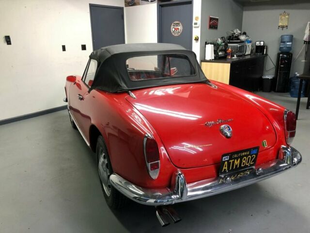 1963 Alfa Romeo Giulietta SPIDER - photo 13